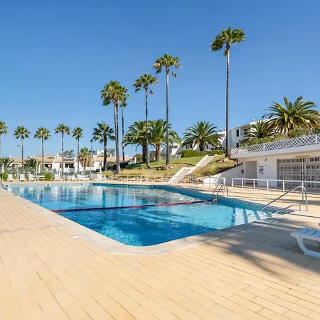 2 Bdr With Balcony & Pool By Lovelystay Apartamento