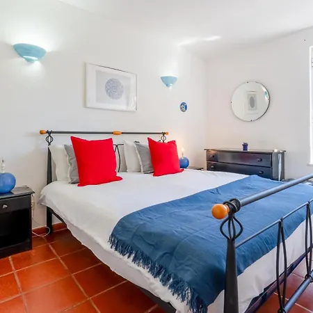 2 Bdr With Balcony & Pool By Lovelystay אלבופיירה