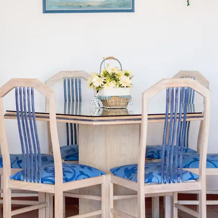 דירה 2 Bdr With Balcony & Pool By Lovelystay