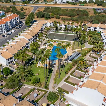 Appartamento 2 Bdr With Balcony & Pool By Lovelystay Albufeira